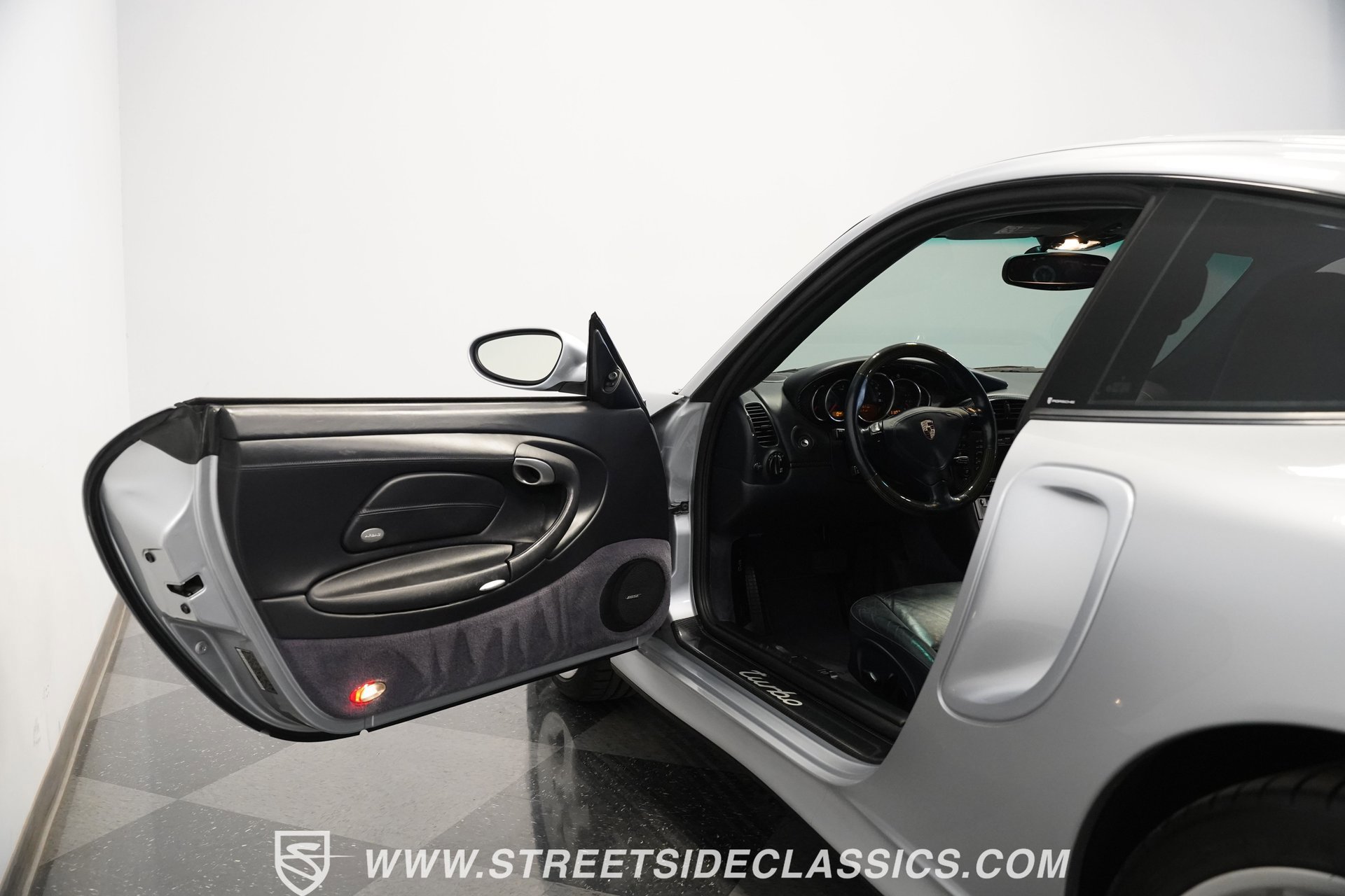 Used 2002 Porsche 911 Turbo image 36
