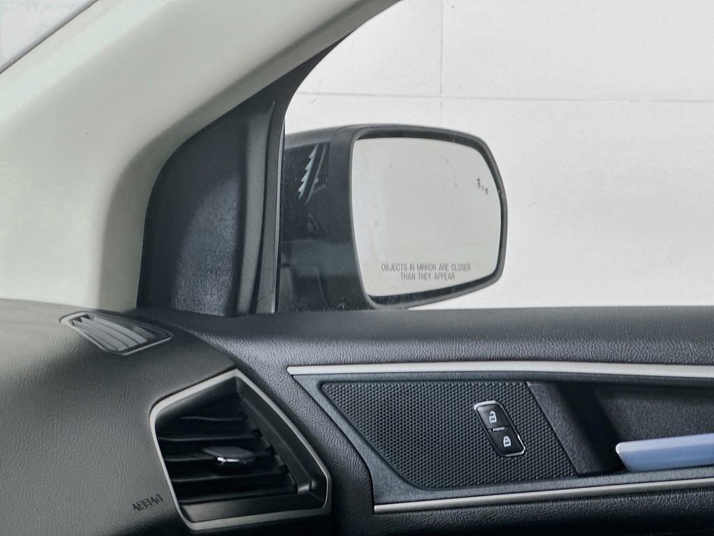 Used 2024 Ford Edge SEL w/ Convenience Package image 24