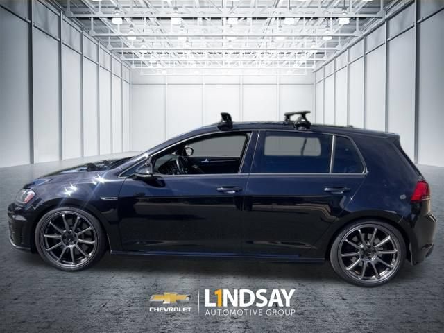 Used 2016 Volkswagen Golf 4-Door AWD/4WD image 4