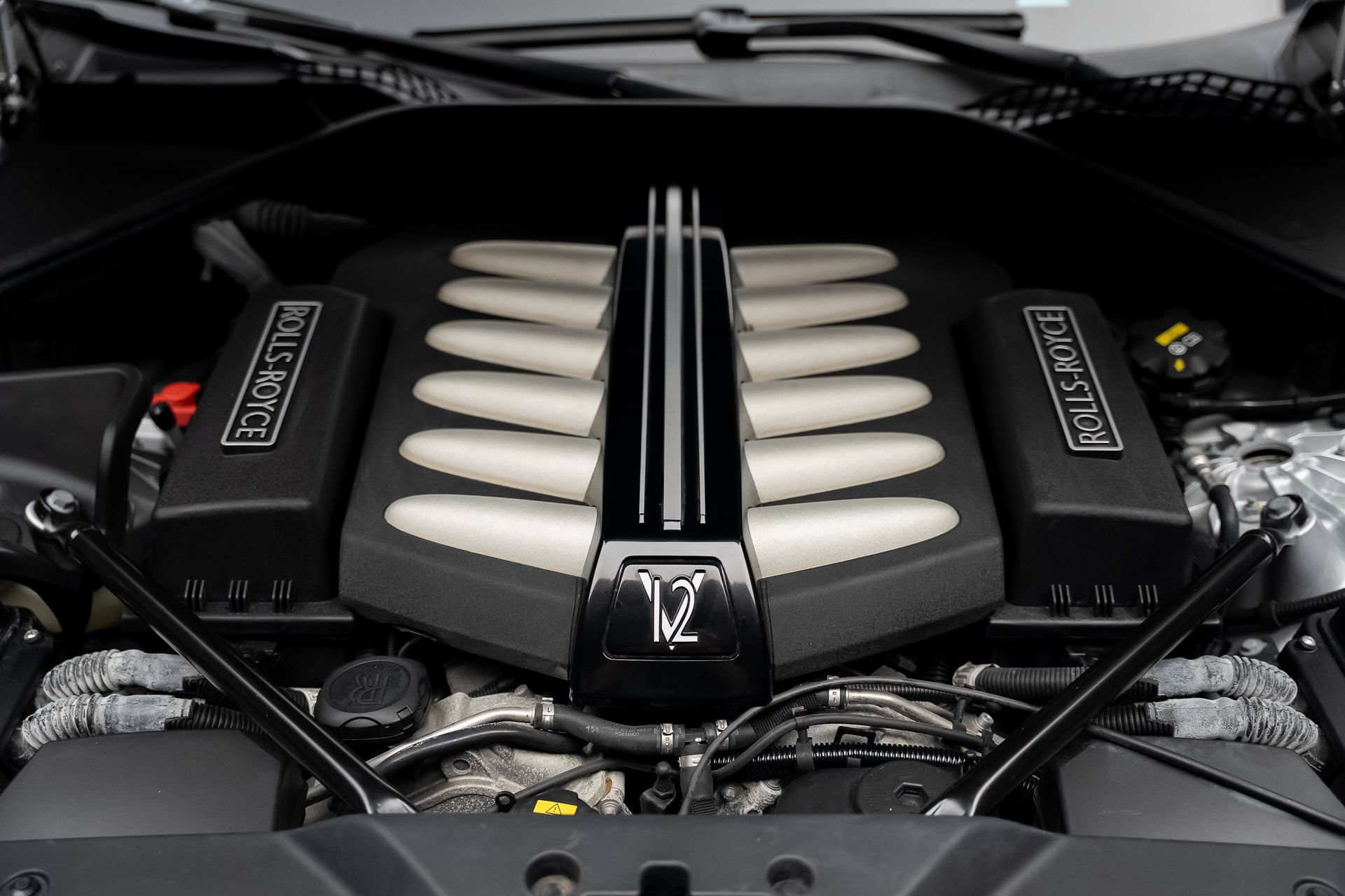 Used 2017 Rolls-Royce Dawn RWD image 80