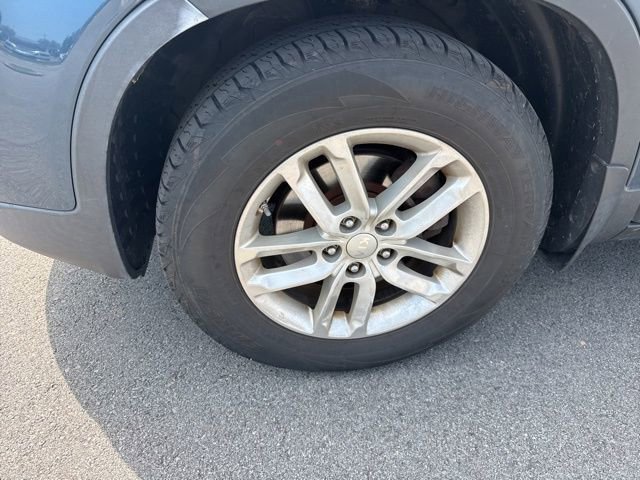 Used 2015 Kia Sorento LX image 9