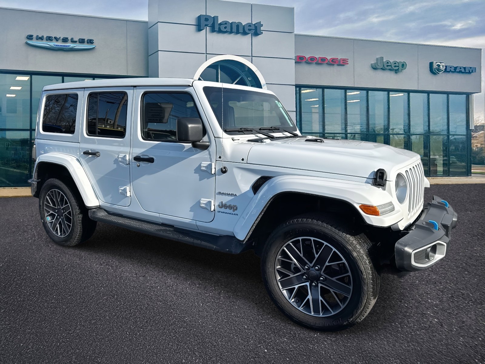 Used 2023 Jeep Wrangler Unlimited Sahara w/ Cold Weather Group