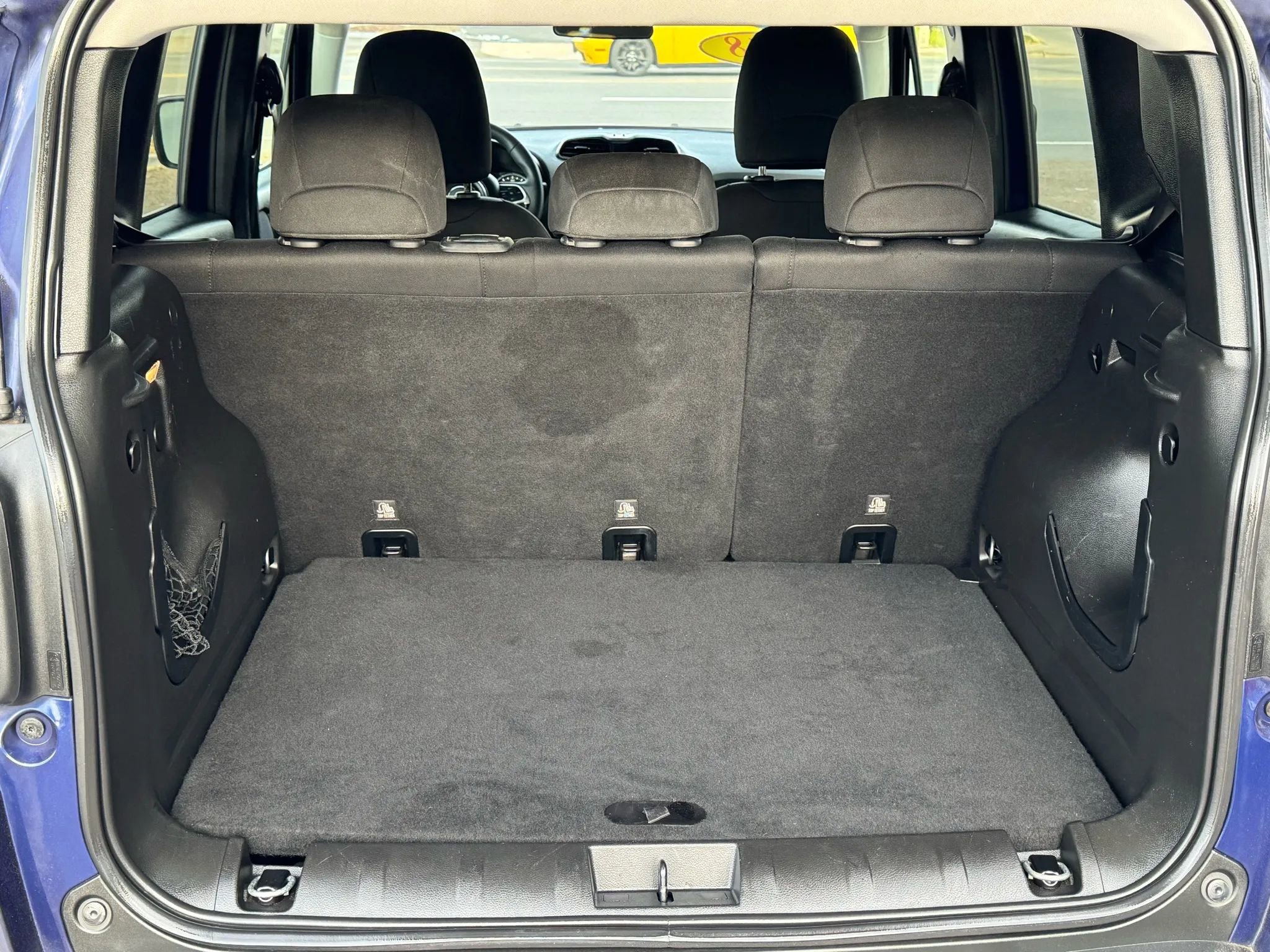 Used 2018 Jeep Renegade Sport w/ Power & Air Group FWD image 39