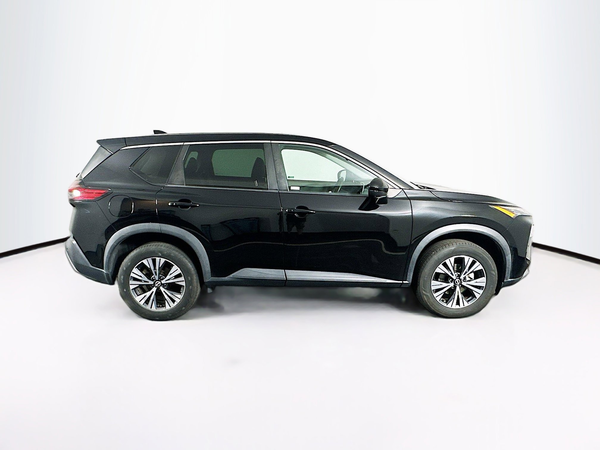 Used 2022 Nissan Rogue SV FWD image 10