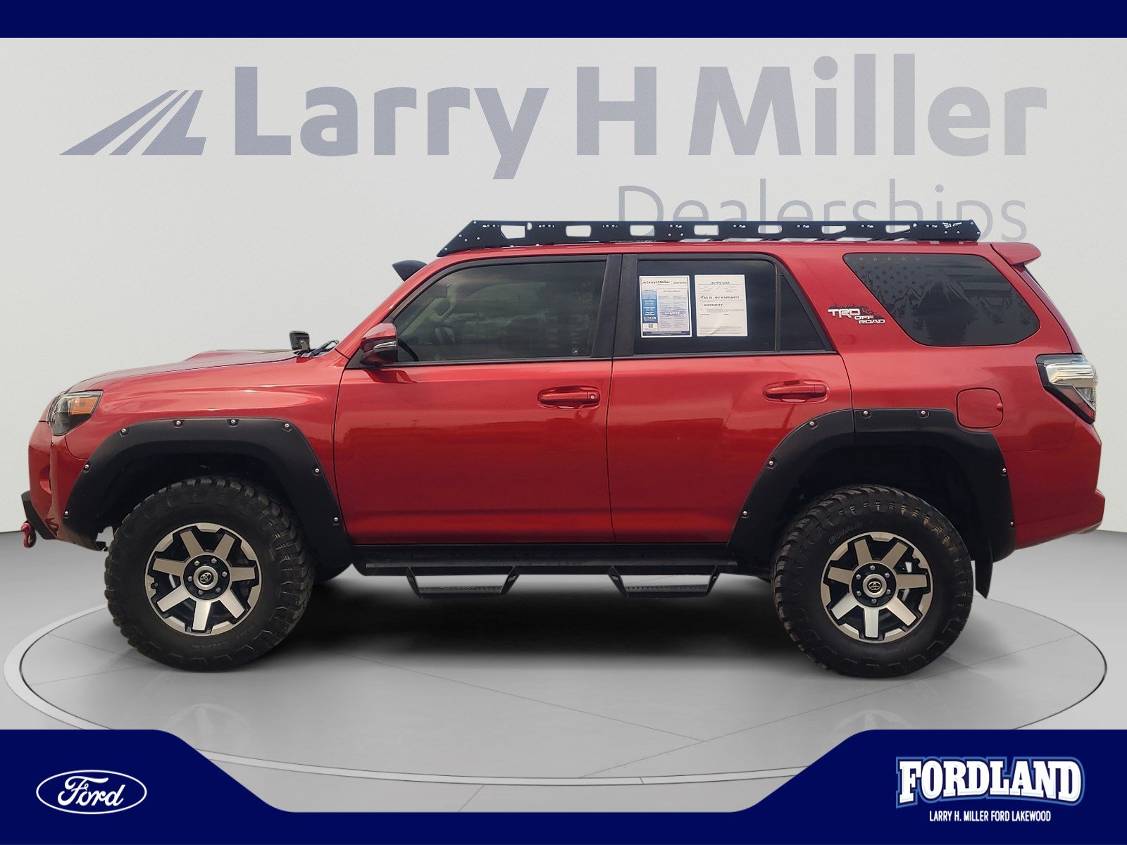 Used 2021 Toyota 4Runner TRD Off-Road Premium w/ Moonroof Package AWD/4WD image 2