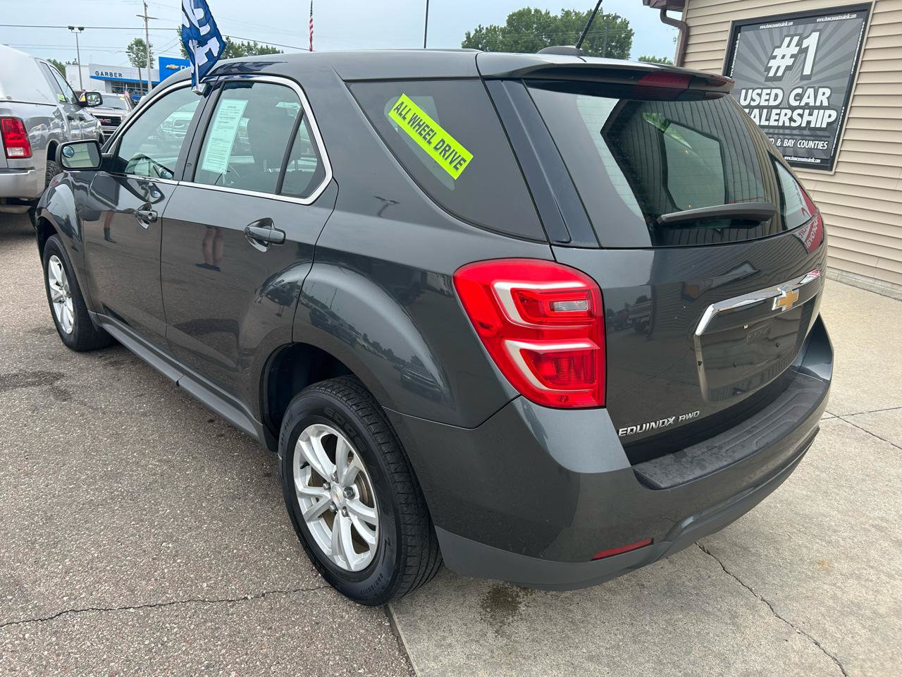 Used 2017 Chevrolet Equinox LS AWD/4WD image 7