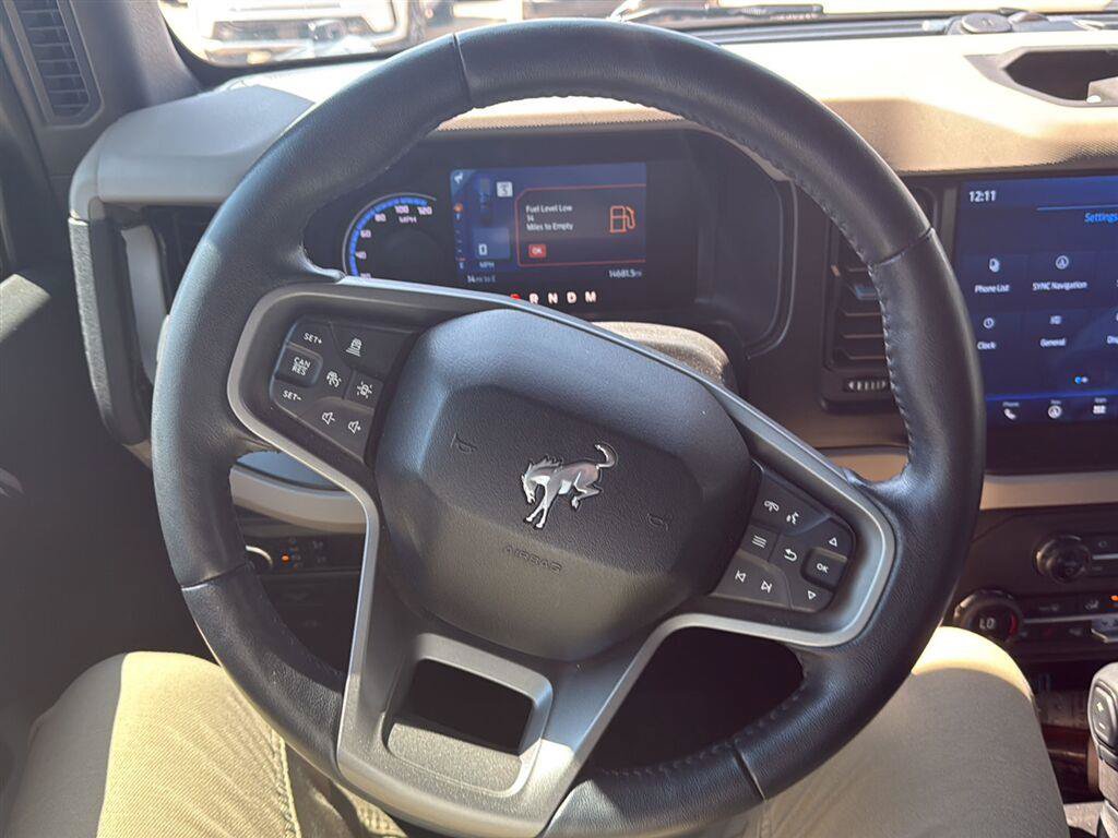 Used 2023 Ford Bronco Wildtrak AWD/4WD image 3