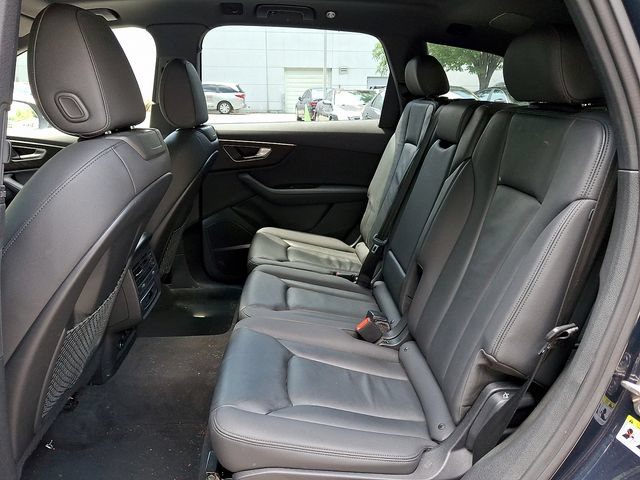Used 2023 Audi Q7 2.0T Premium Plus w/ Premium Plus Package AWD/4WD image 10