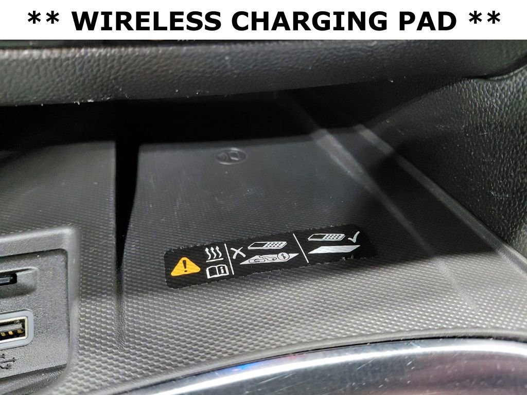 Used 2024 Buick Enclave Premium image 12