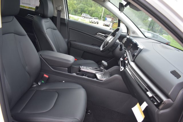 New 2026 Kia Sportage EX w/ EX Panorama Roof Package AWD/4WD image 13