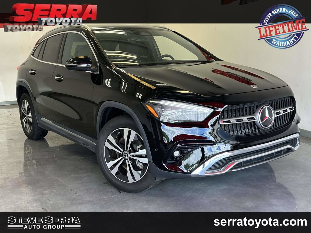 Used 2025 Mercedes-Benz GLA 250 4MATIC image 1