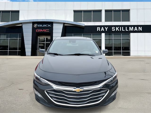 Used 2023 Chevrolet Malibu LT image 2