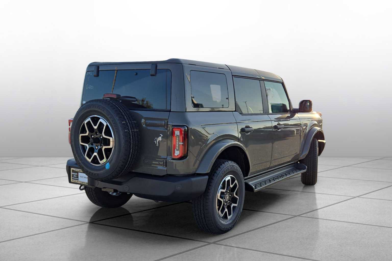 New 2026 Ford Bronco Outer Banks AWD/4WD image 14