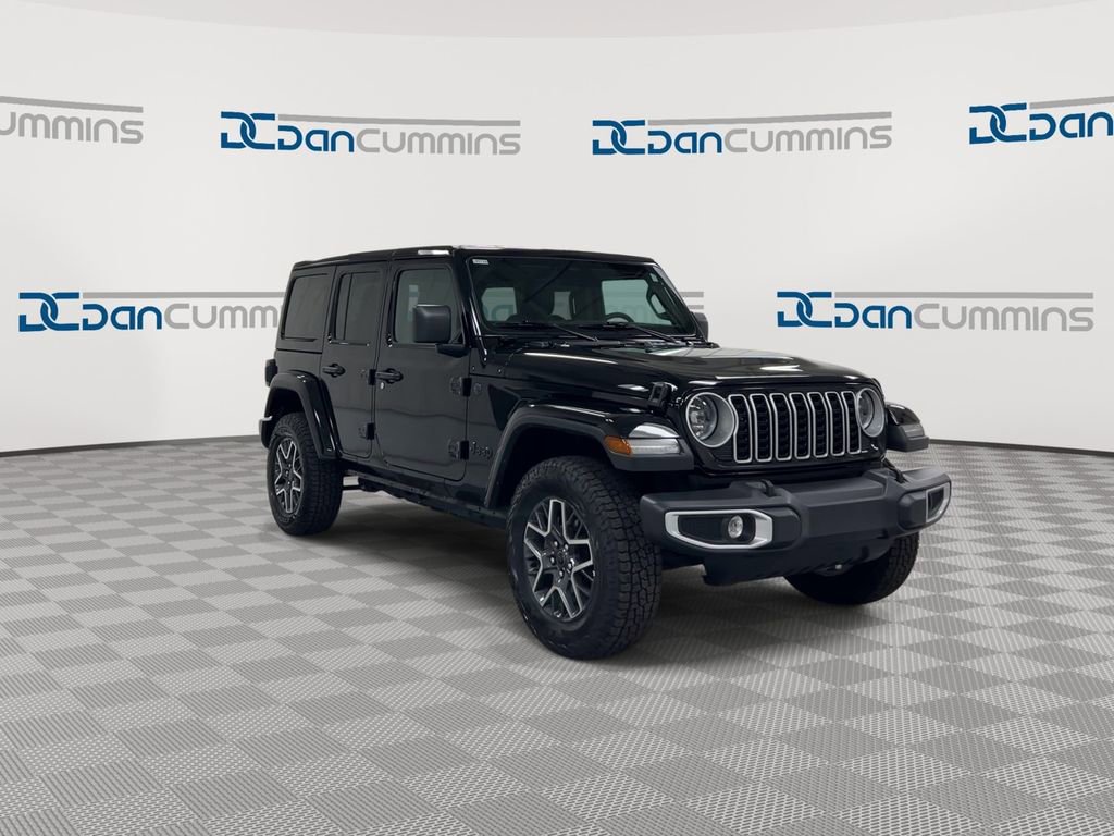 Used 2025 Jeep Wrangler Sahara image 2