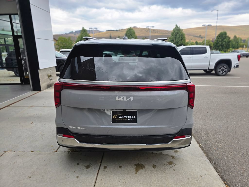 Certified 2026 Kia Carnival SX FWD image 8