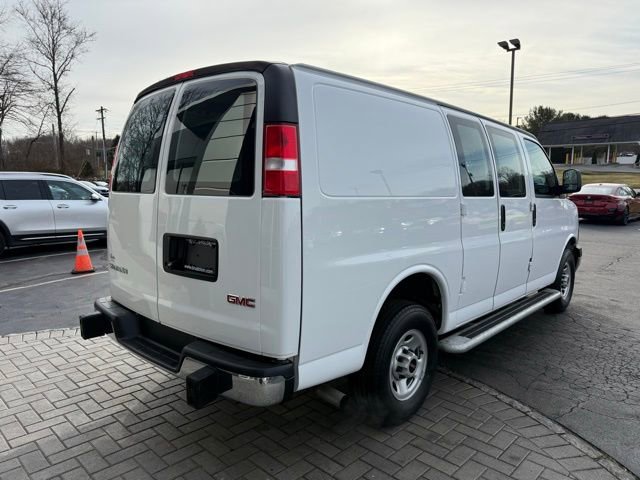 Used 2024 GMC Savana 2500 w/ Driver Convenience Package image 7