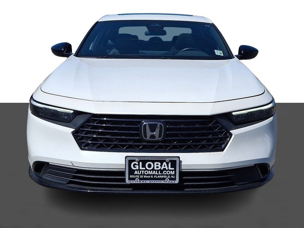 Used 2023 Honda Accord Sport image 2