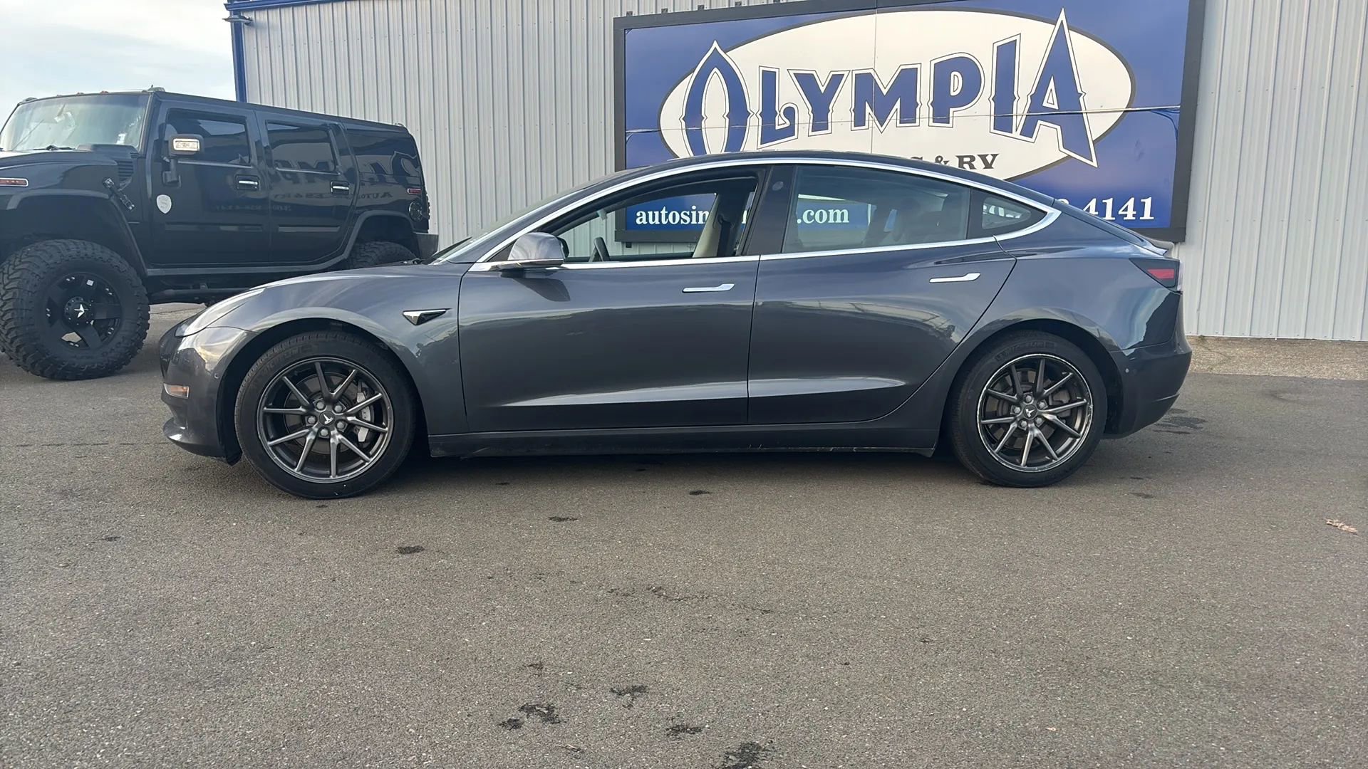 Used 2018 Tesla Model 3 Long Range image 2