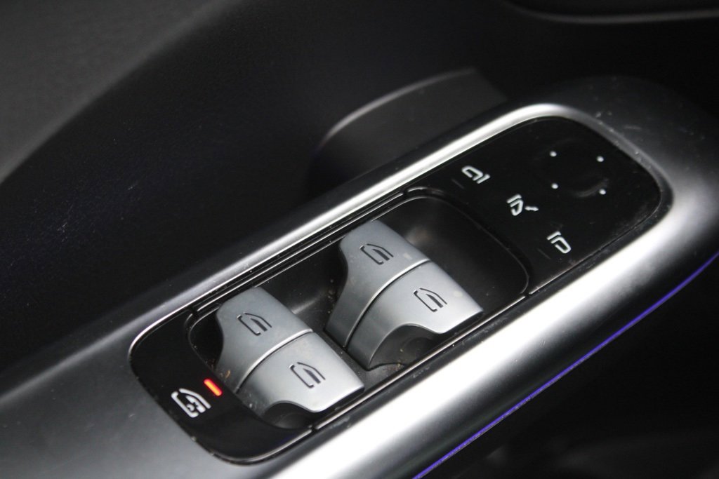 Used 2023 Mercedes-Benz C 300 Sedan image 14