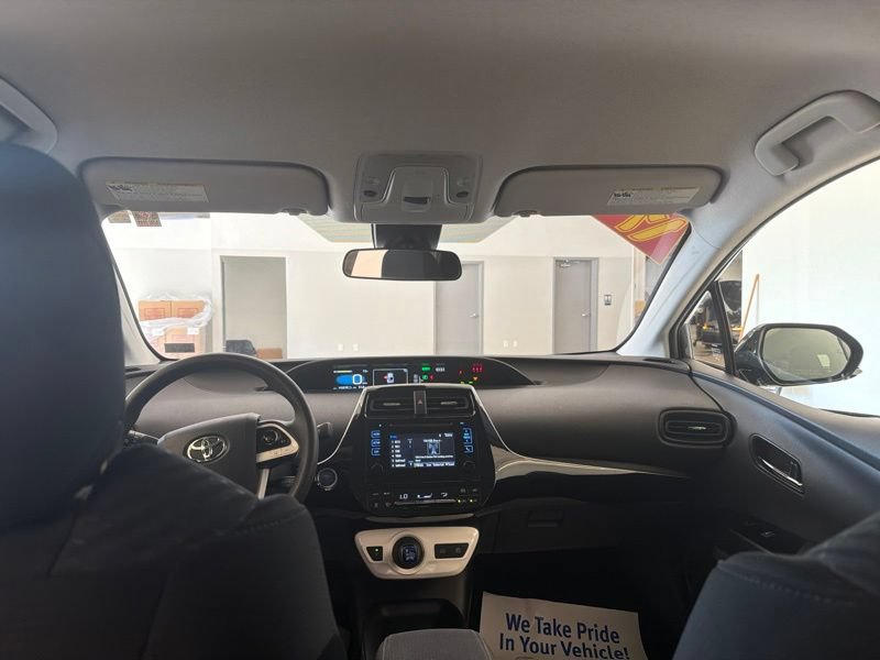 Used 2017 Toyota Prius Two w/ Prius Two Safety Plus Package FWD image 12
