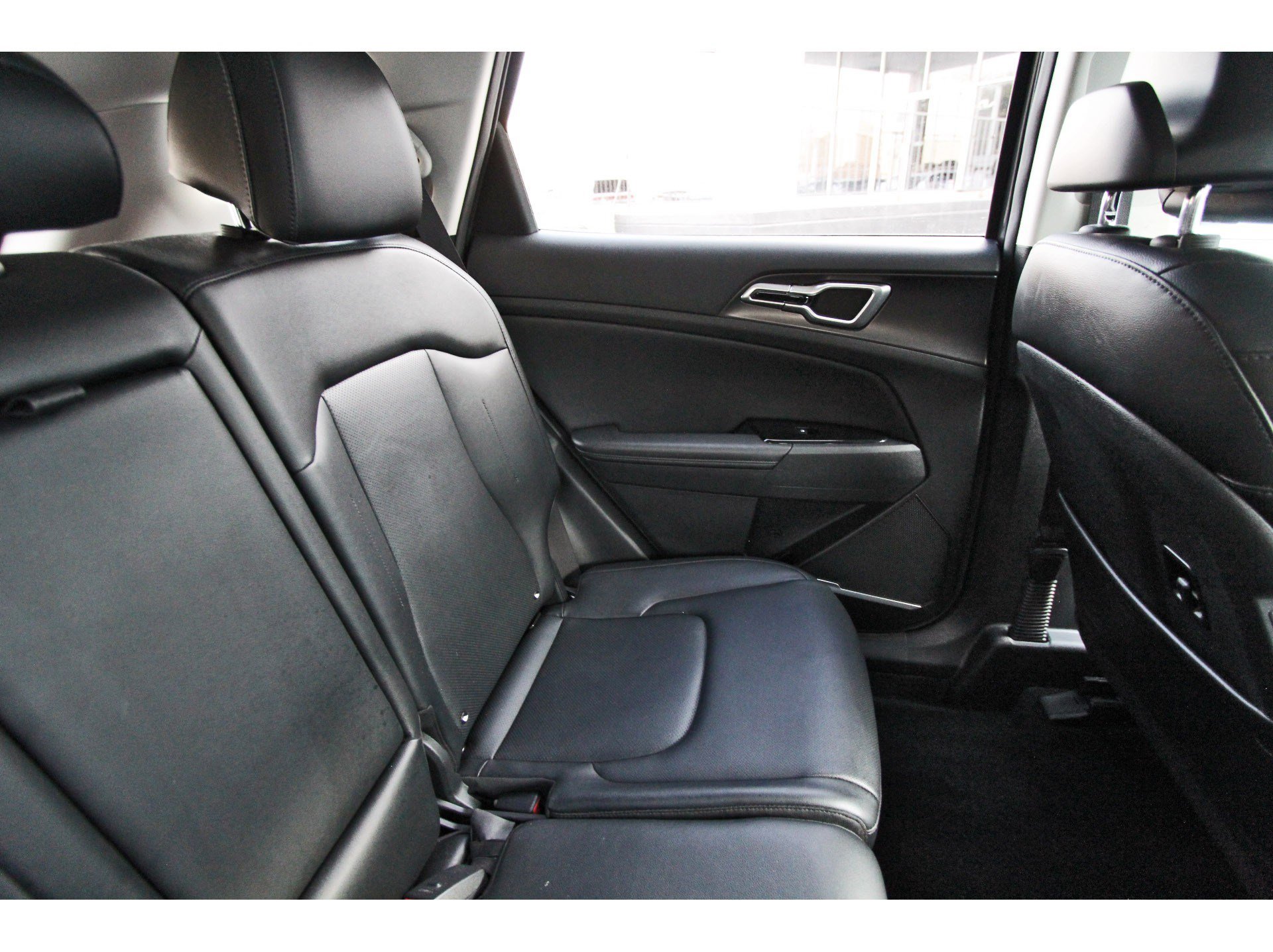 Certified 2024 Kia Sportage EX FWD image 14