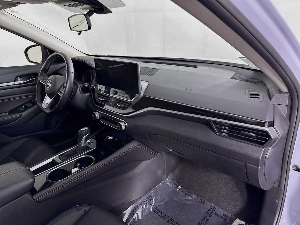 Certified 2023 Nissan Altima 2.5 SR w/ SR Premium Package FWD image 37