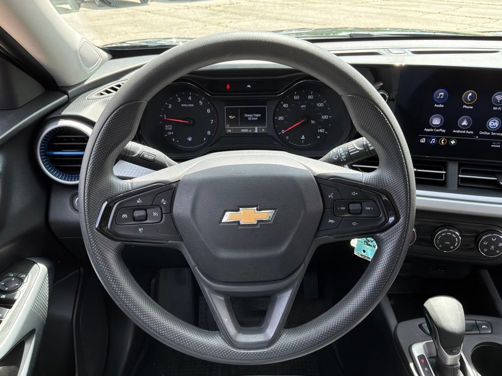 Used 2024 Chevrolet Trax LS w/ Driver Confidence Package FWD image 25