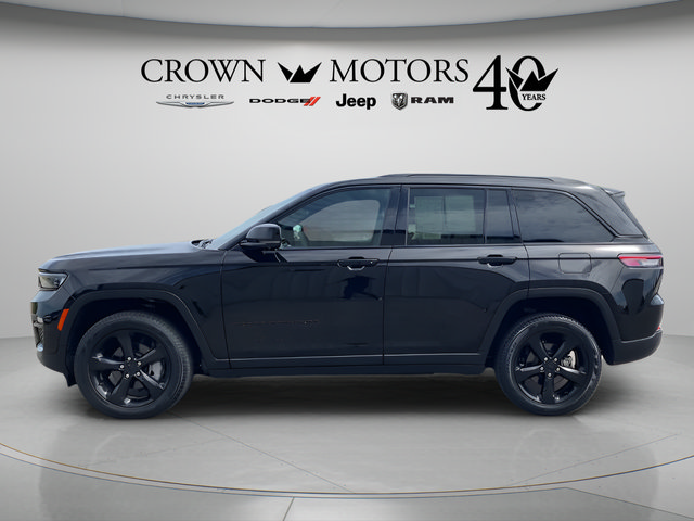 Used 2024 Jeep Grand Cherokee Limited w/ Luxury Tech Group II AWD/4WD image 8