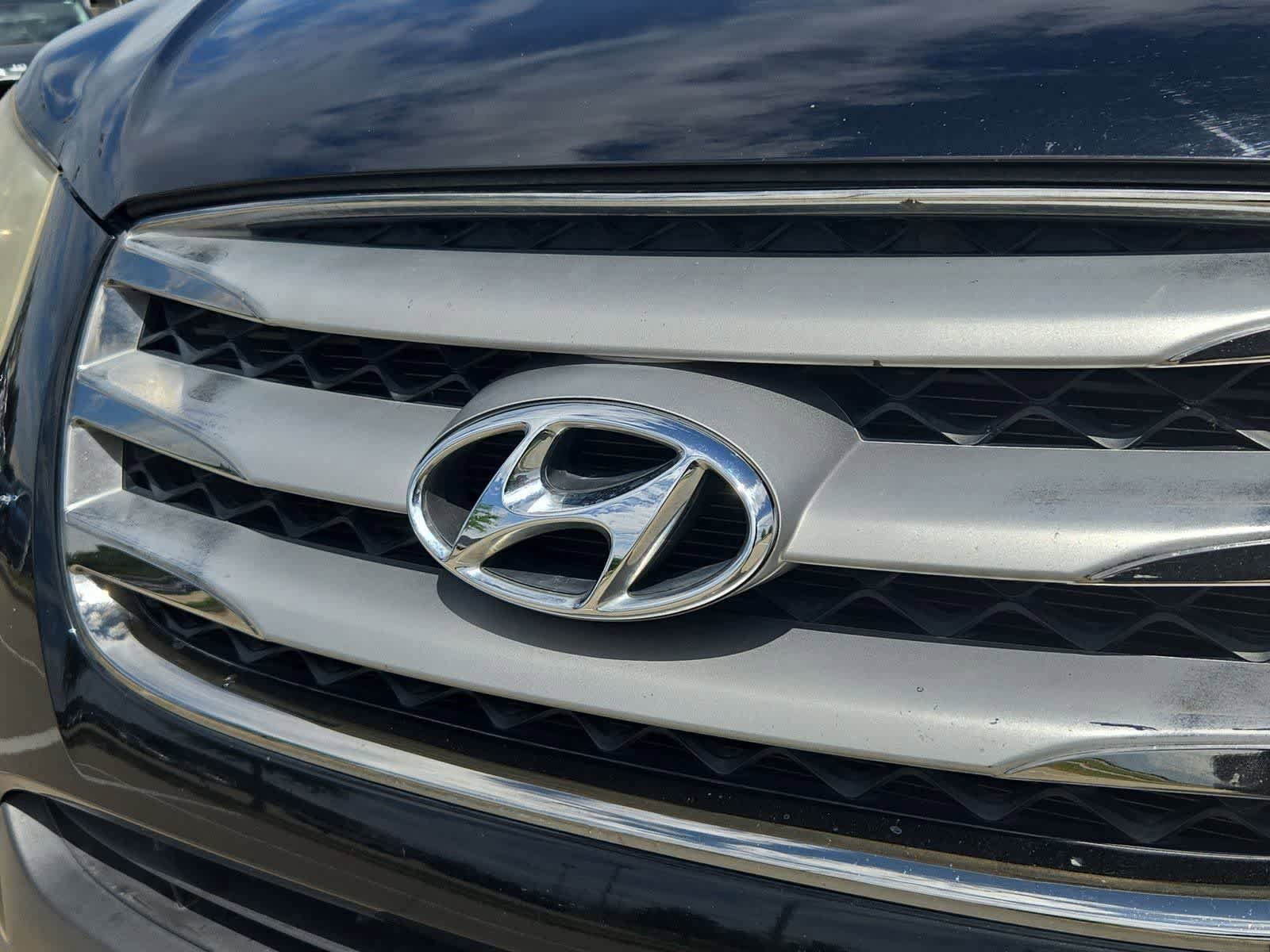 Used 2012 Hyundai Santa Fe Limited FWD image 11