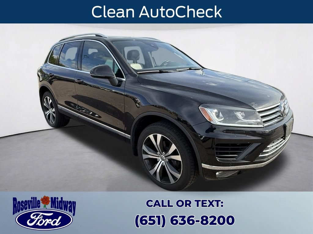 Used 2017 Volkswagen Touareg Wolfsburg Edition AWD/4WD image 4