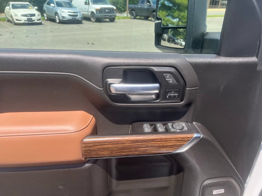Used 2022 Chevrolet Silverado 3500 High Country w/ Safety Package II AWD/4WD image 9