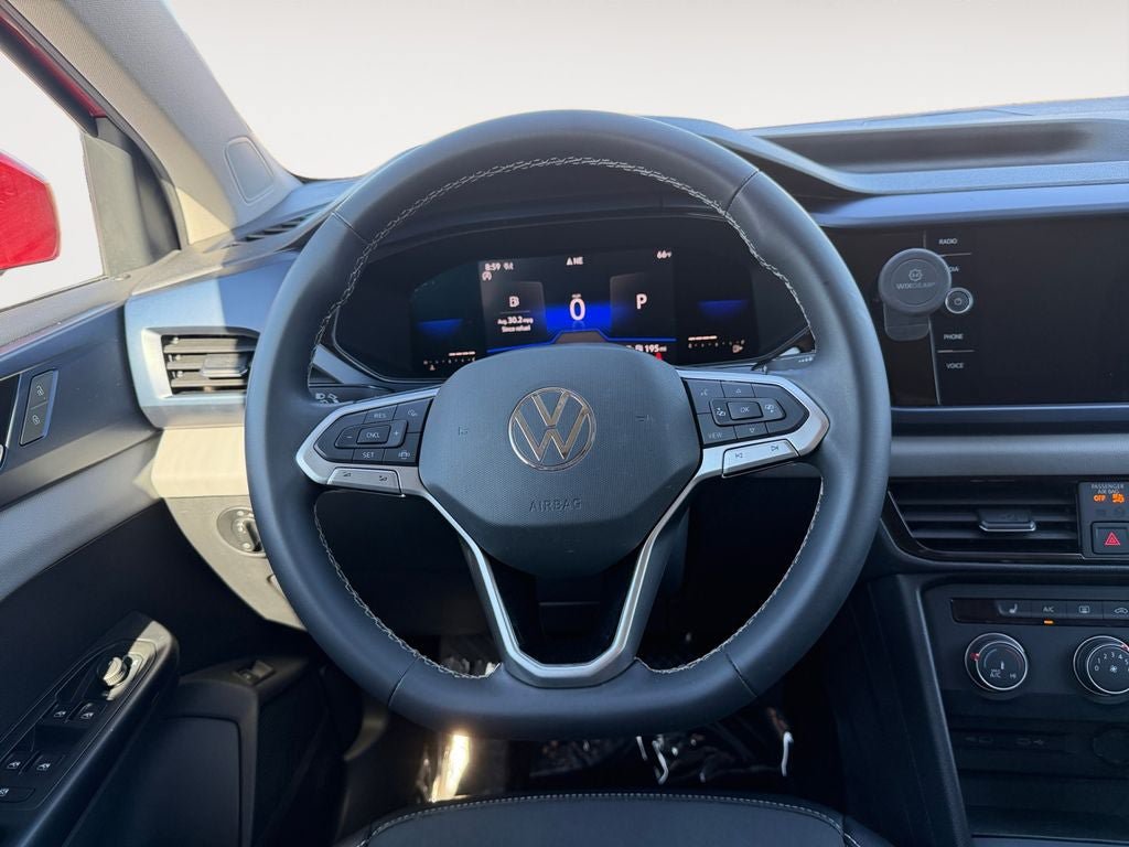 Used 2022 Volkswagen Taos SE AWD/4WD image 13