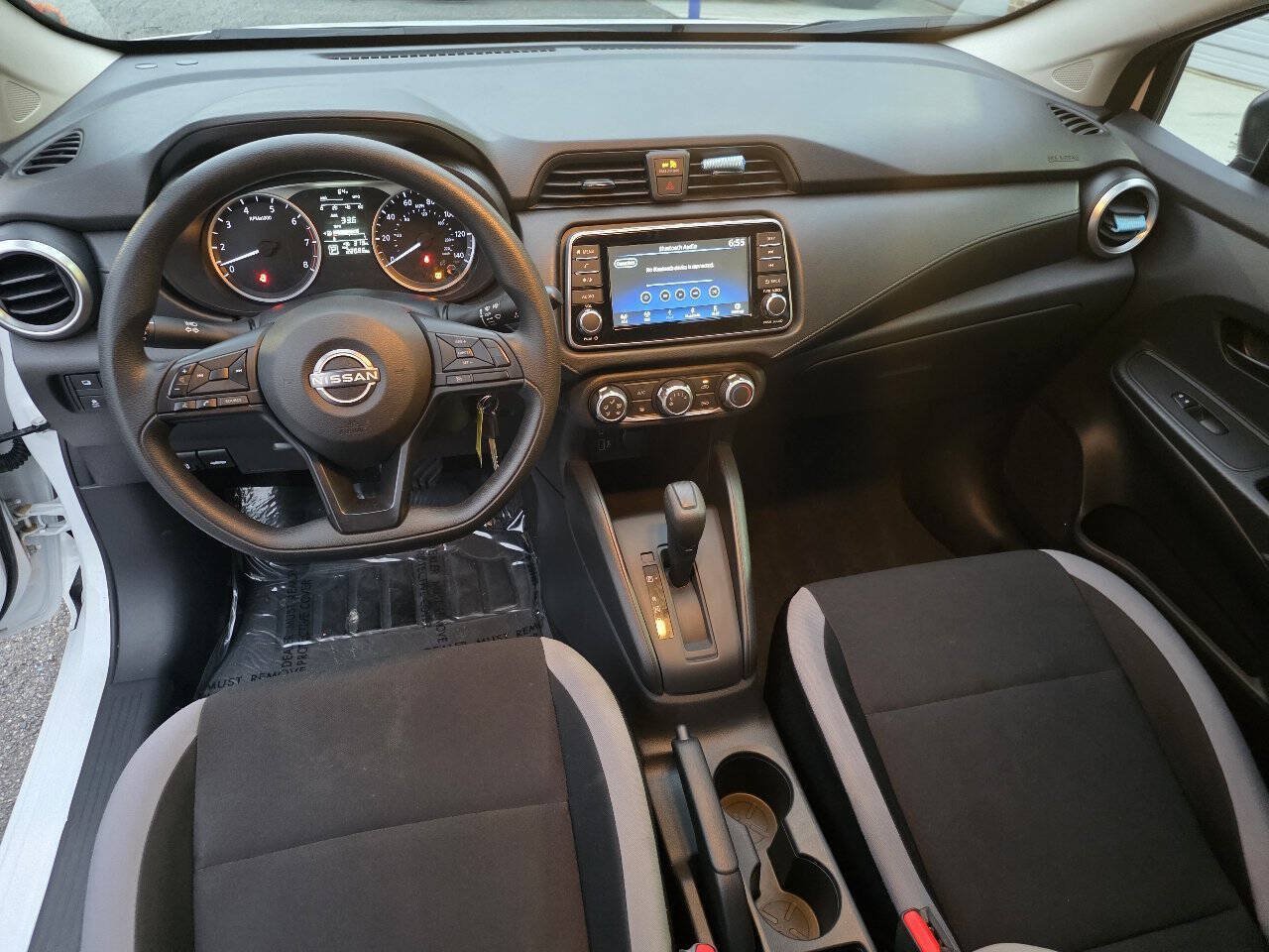 Used 2025 Nissan Versa S w/ Trunk Package FWD image 13