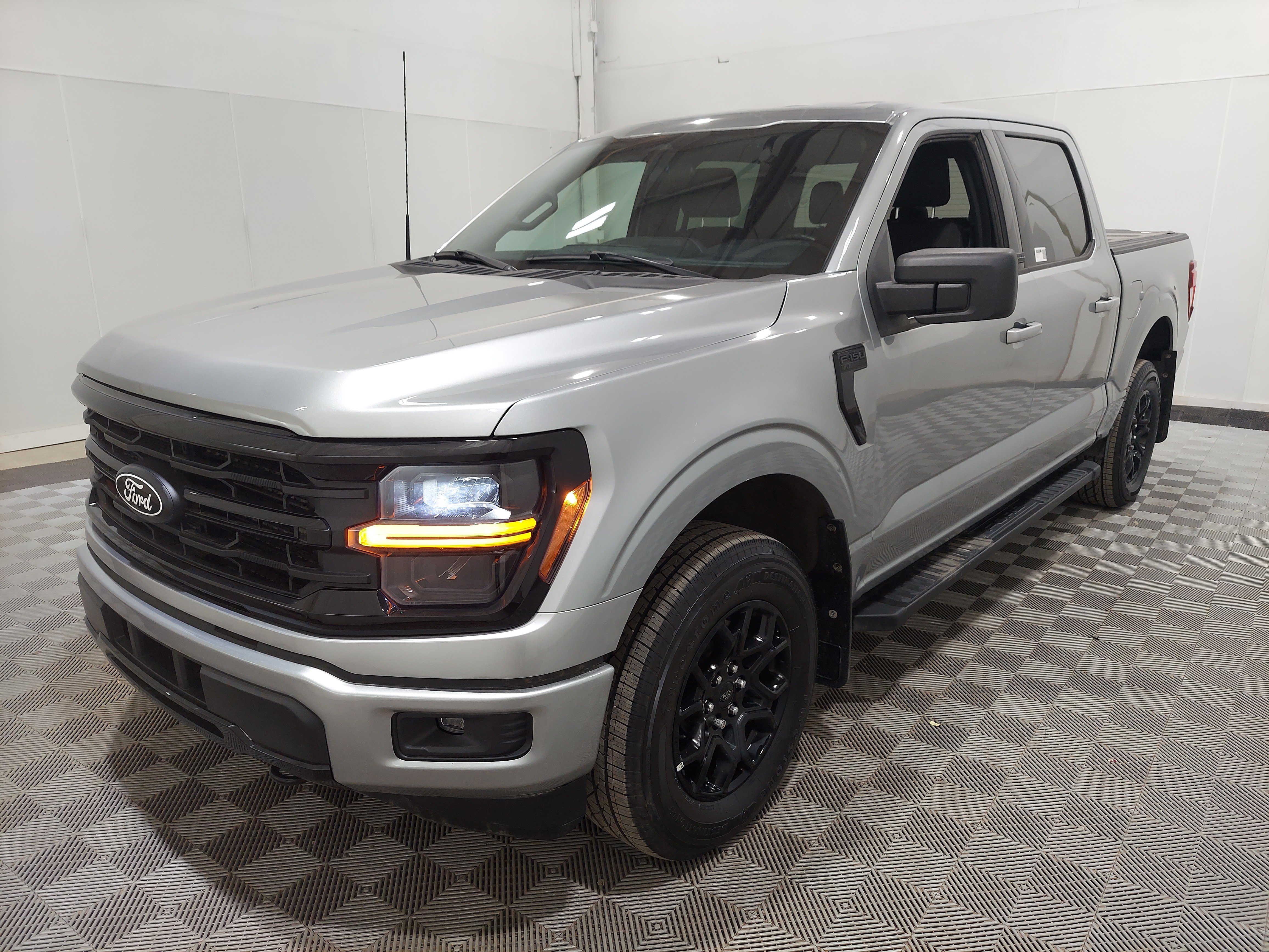 Used 2025 Ford F150 XLT w/ Equipment Group 301A Standard