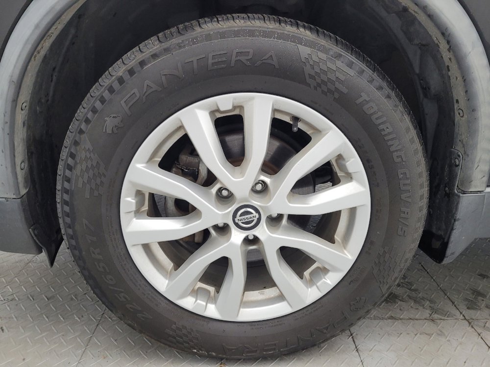 Used 2018 Nissan Rogue SV AWD/4WD image 31
