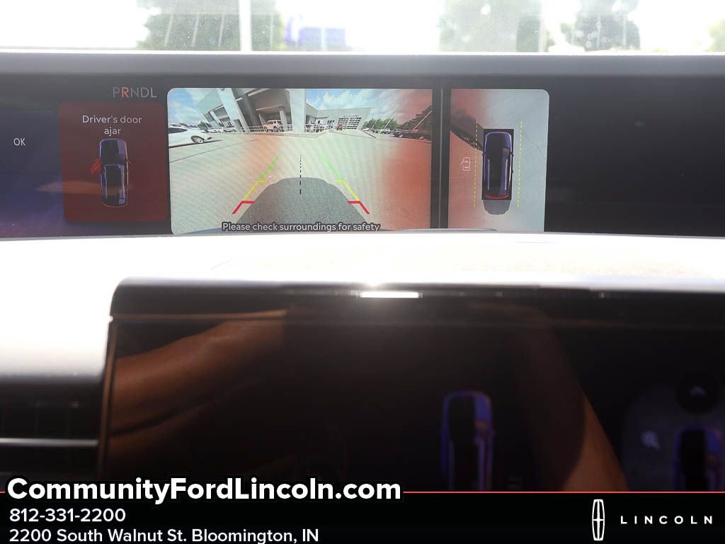 New 2025 Lincoln Nautilus Premier w/ Jet Appearance Package image 16