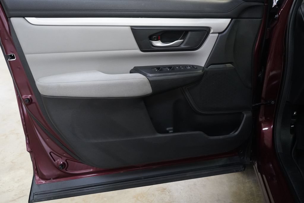 Used 2018 Honda CR-V LX image 13