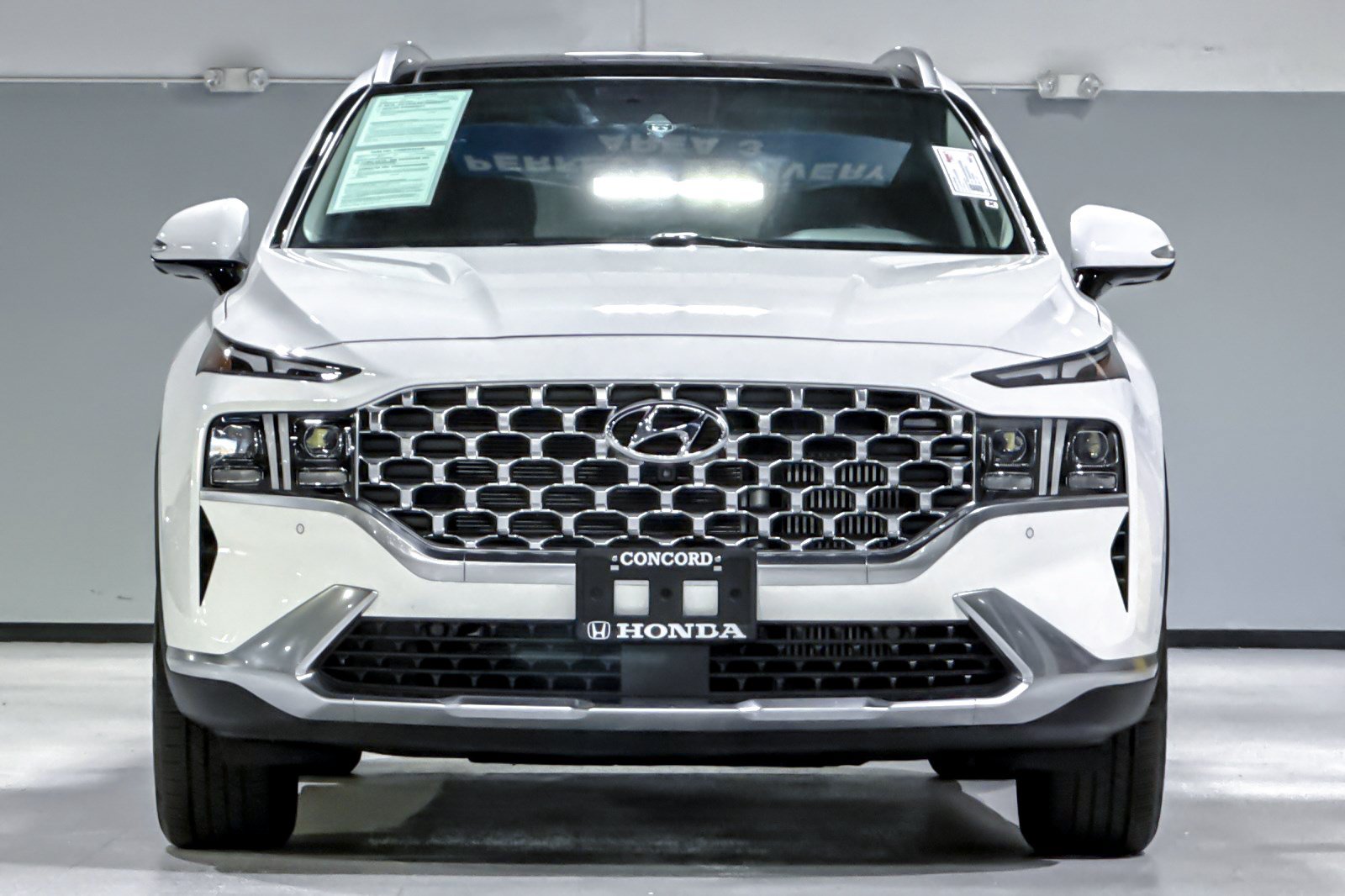 Used 2023 Hyundai Santa Fe Limited FWD image 6