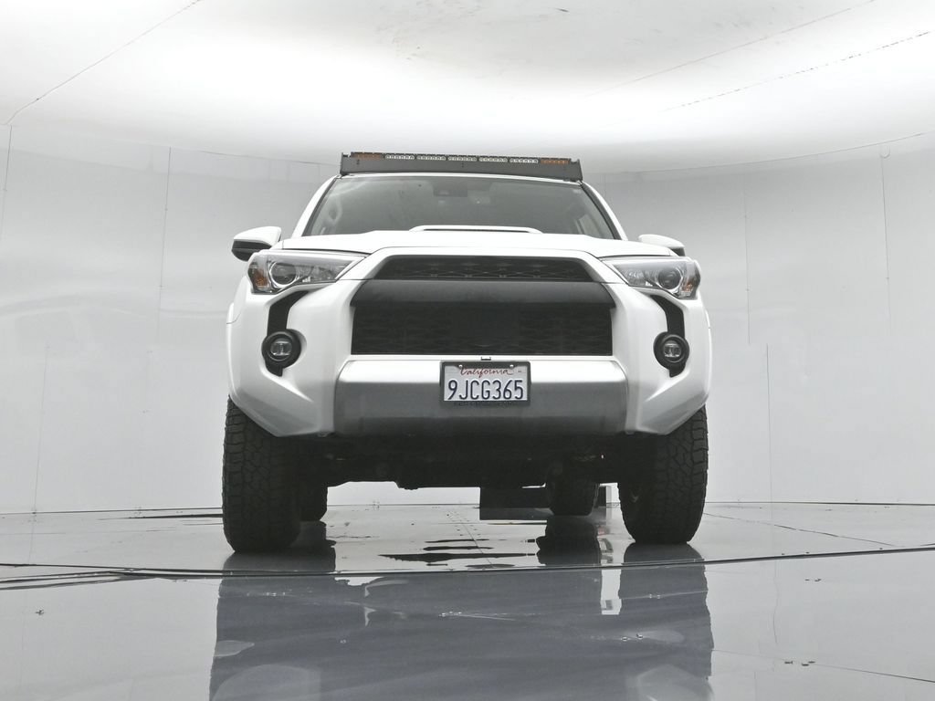 Used 2022 Toyota 4Runner TRD Off-Road AWD/4WD image 48