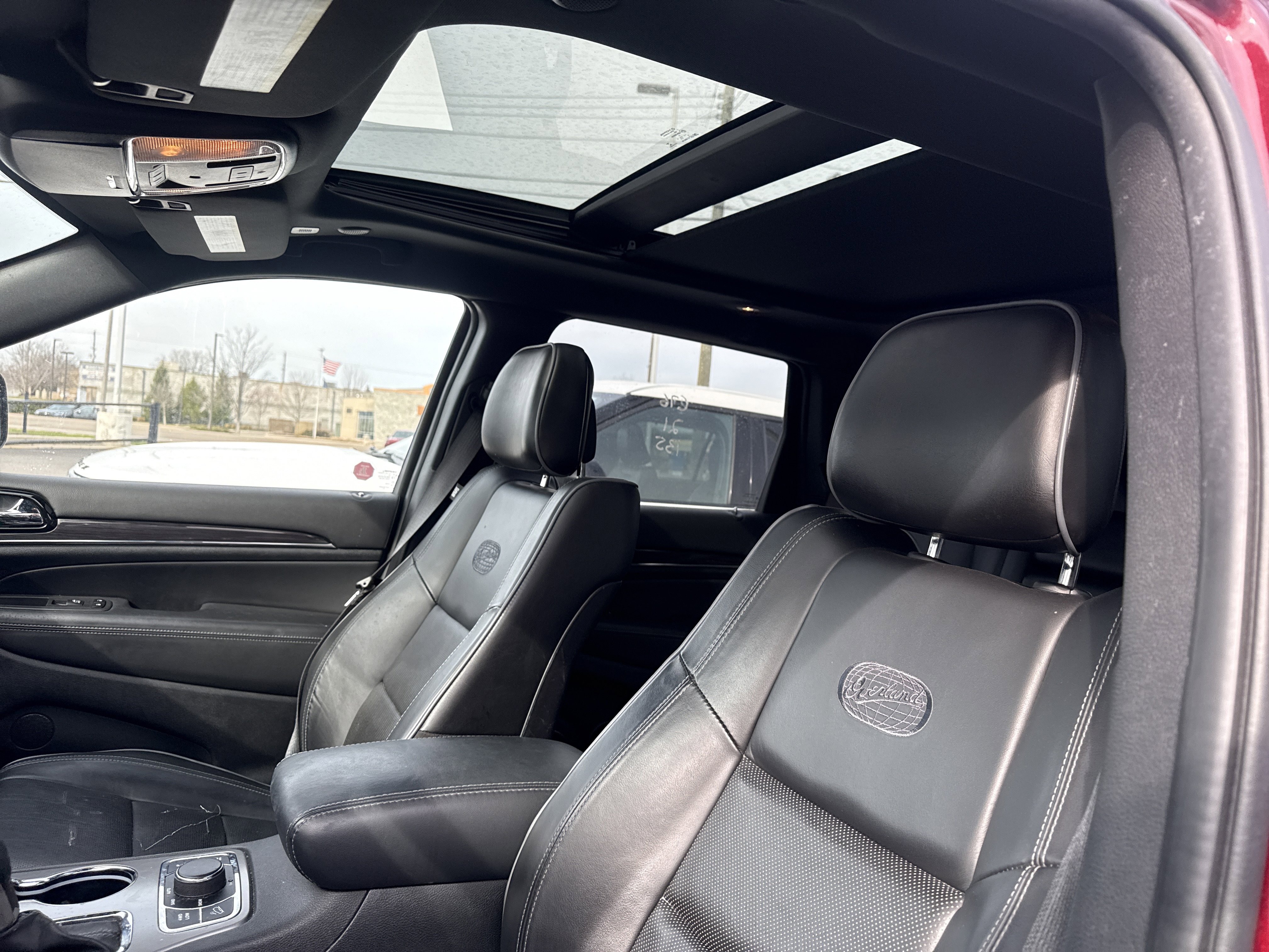 Used 2021 Jeep Grand Cherokee Overland w/ Protech Group image 8