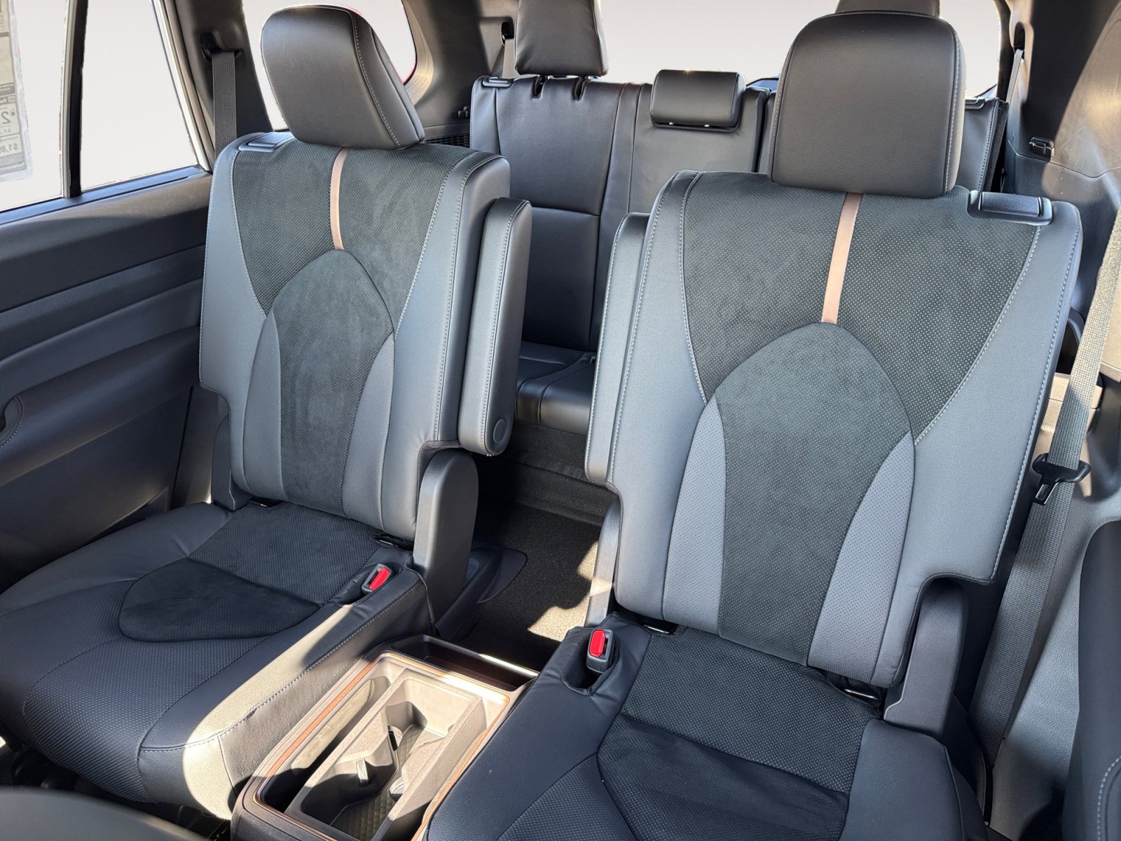 New 2026 Toyota Grand Highlander AWD Hybrid image 16