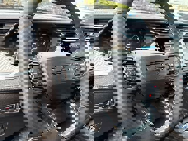 New 2026 Jeep Cherokee Laredo image 15