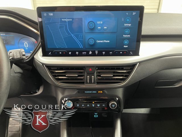 Used 2023 Ford Escape Platinum image 16