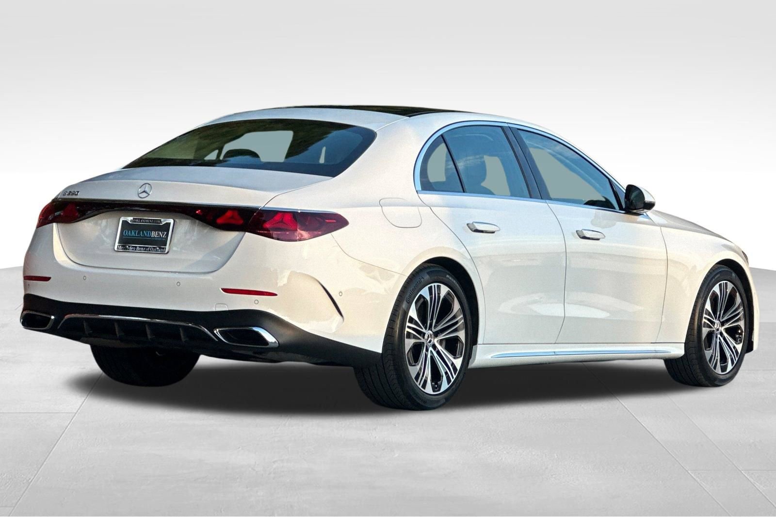 Certified 2025 Mercedes-Benz E 350 Sedan image 5