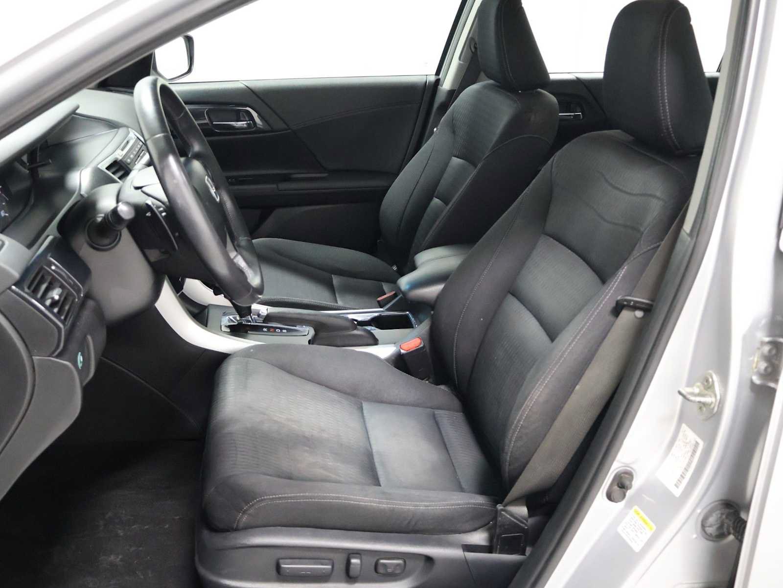Used 2013 Honda Accord Sport image 5