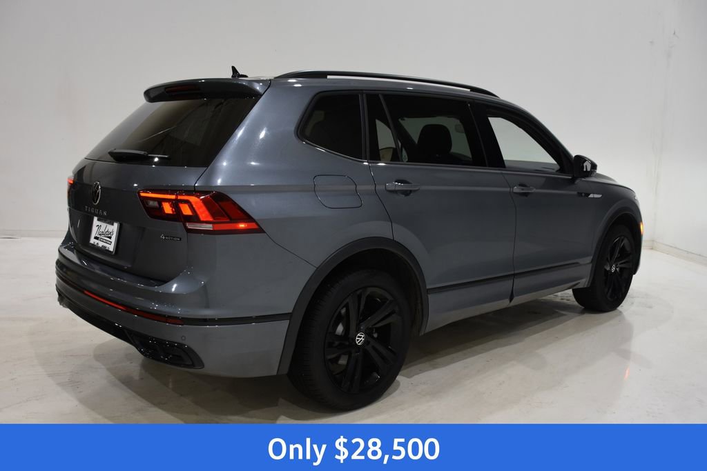 Used 2024 Volkswagen Tiguan SE R-Line image 4