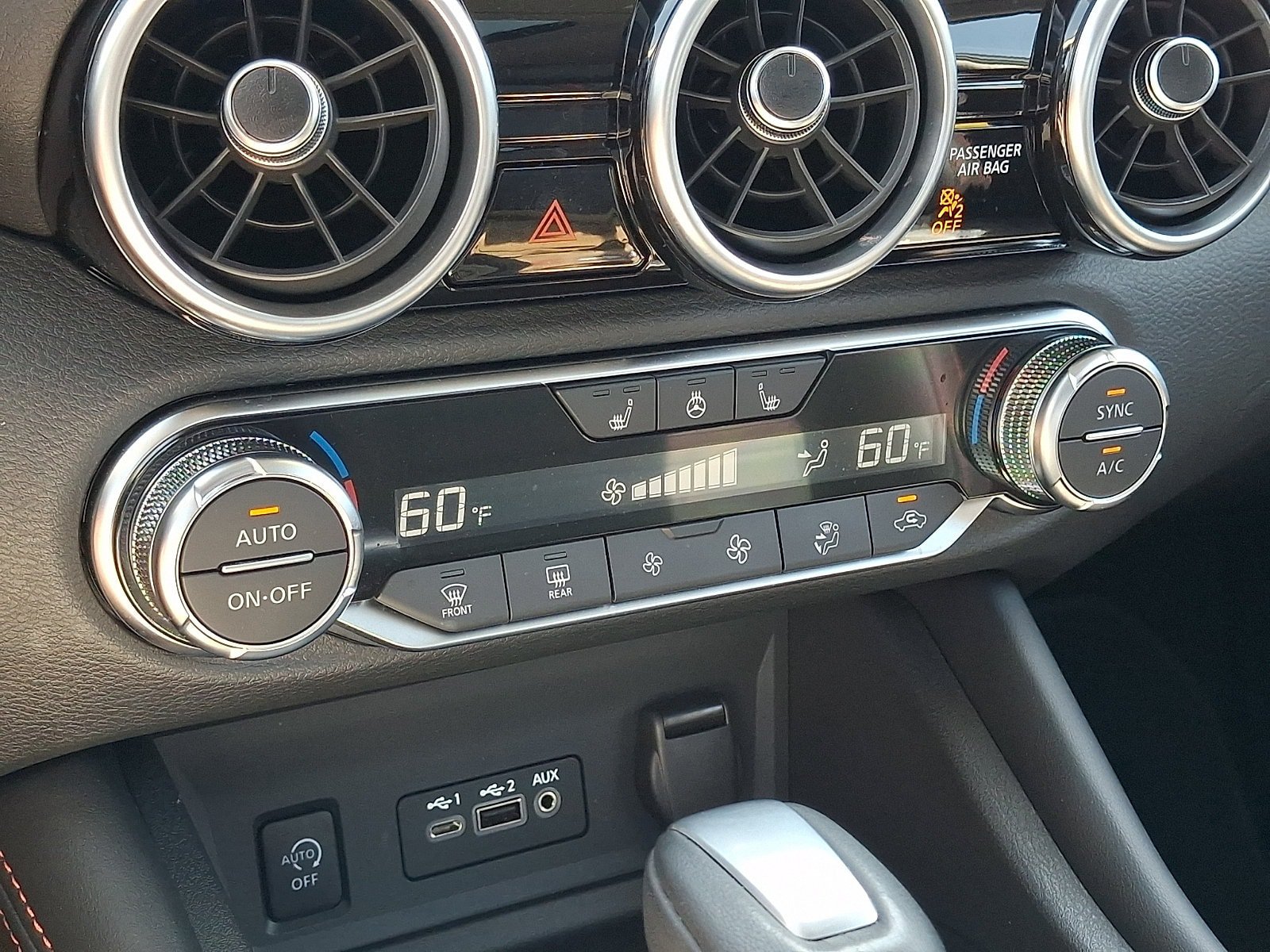 Certified 2025 Nissan Sentra SR w/ SR Premium Package FWD image 18