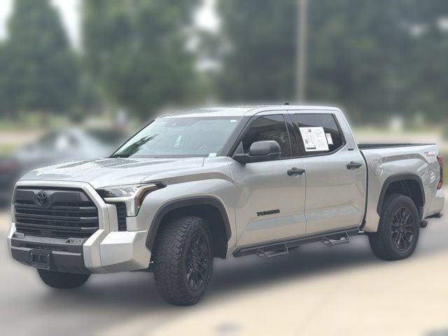 Used 2023 Toyota Tundra SR5 AWD/4WD image 3