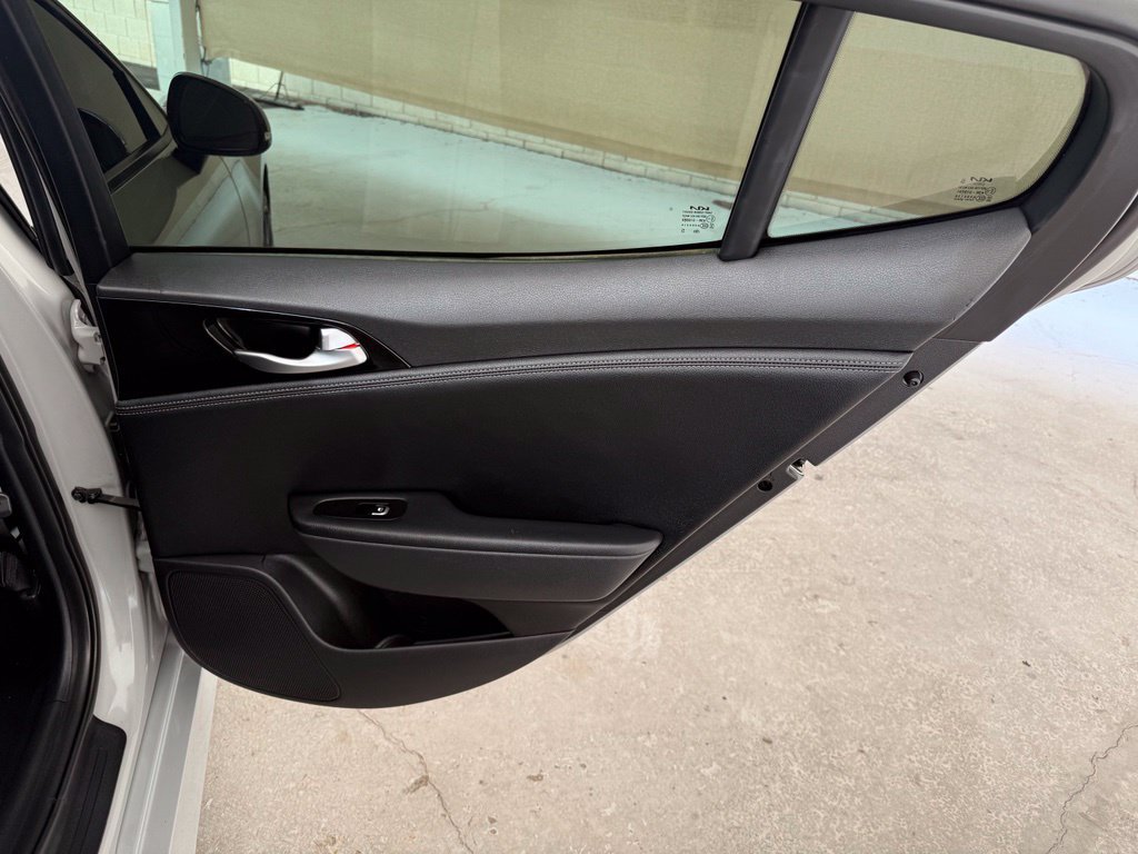 Used 2023 Kia Stinger GT-Line RWD image 15