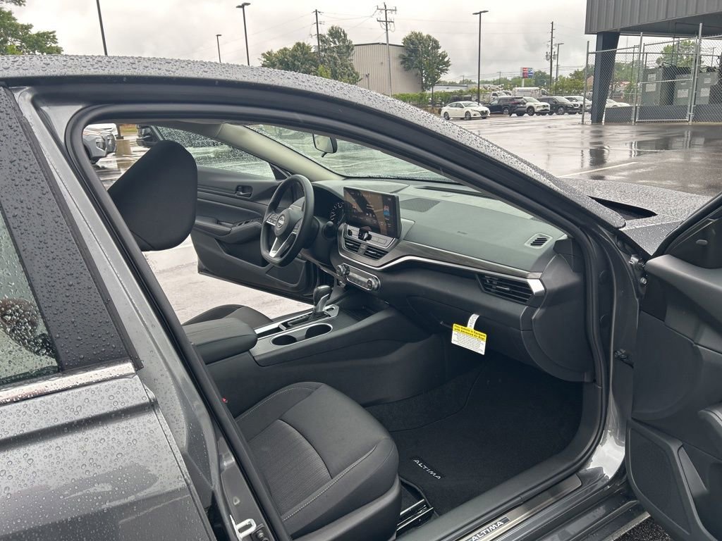 New 2026 Nissan Altima 2.5 SV FWD image 24